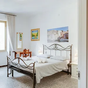 https://railway-station-huge-and-luminous-apartment-x8.hotelitalianriviera.com